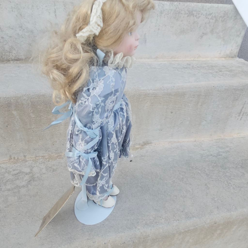 Girls Seymour Mann Blue & White Porcelain Doll One Size, Approximately 15" Tall - Picture 5 of 9